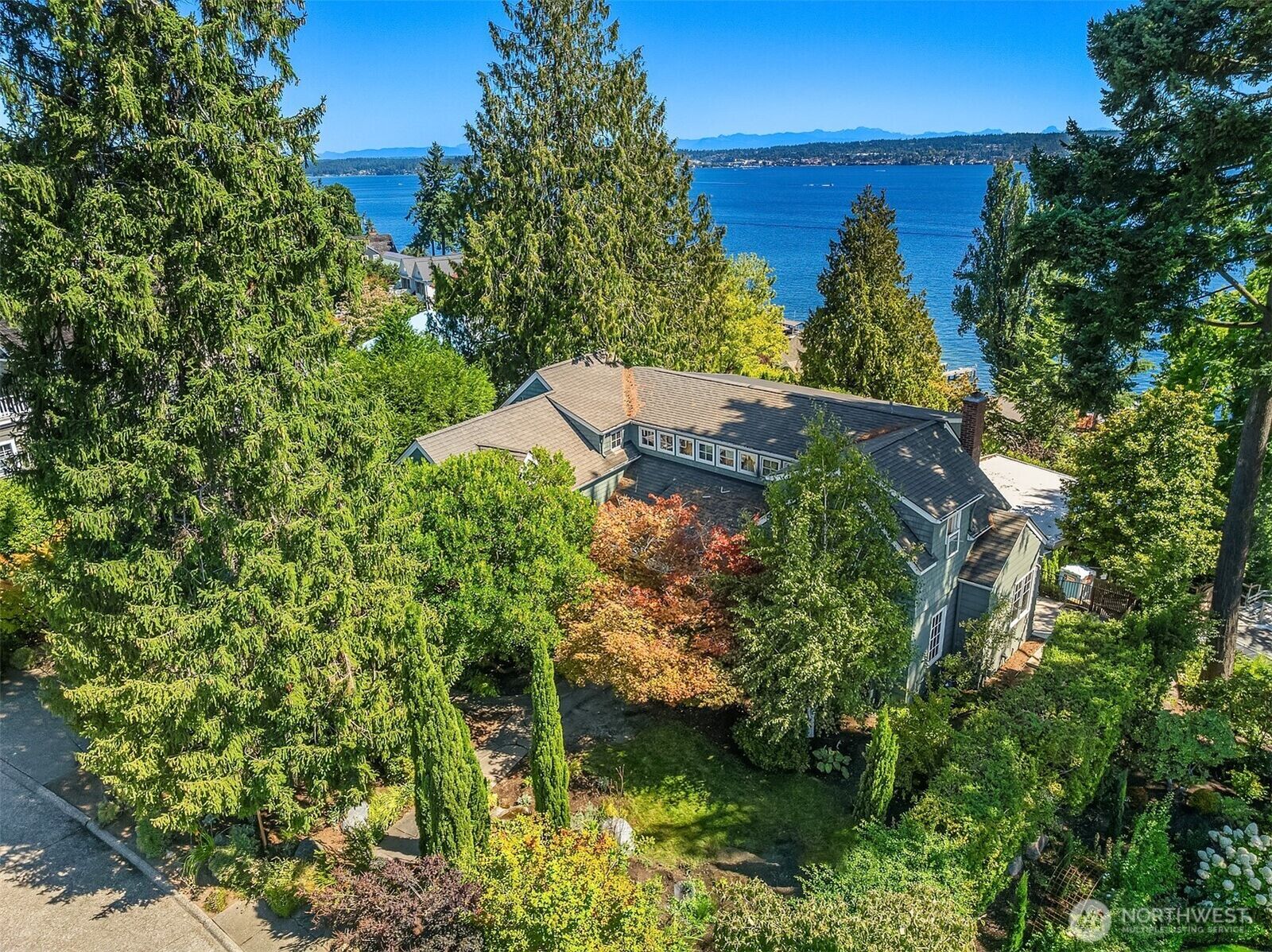 Property Photo:  5157 NE Latimer Place  WA 98105 