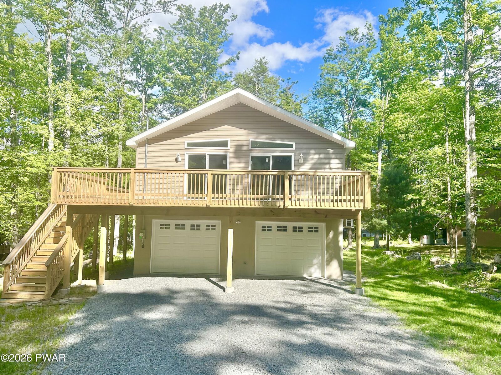 Property Photo:  1081 Lakeland Drive  PA 18436 
