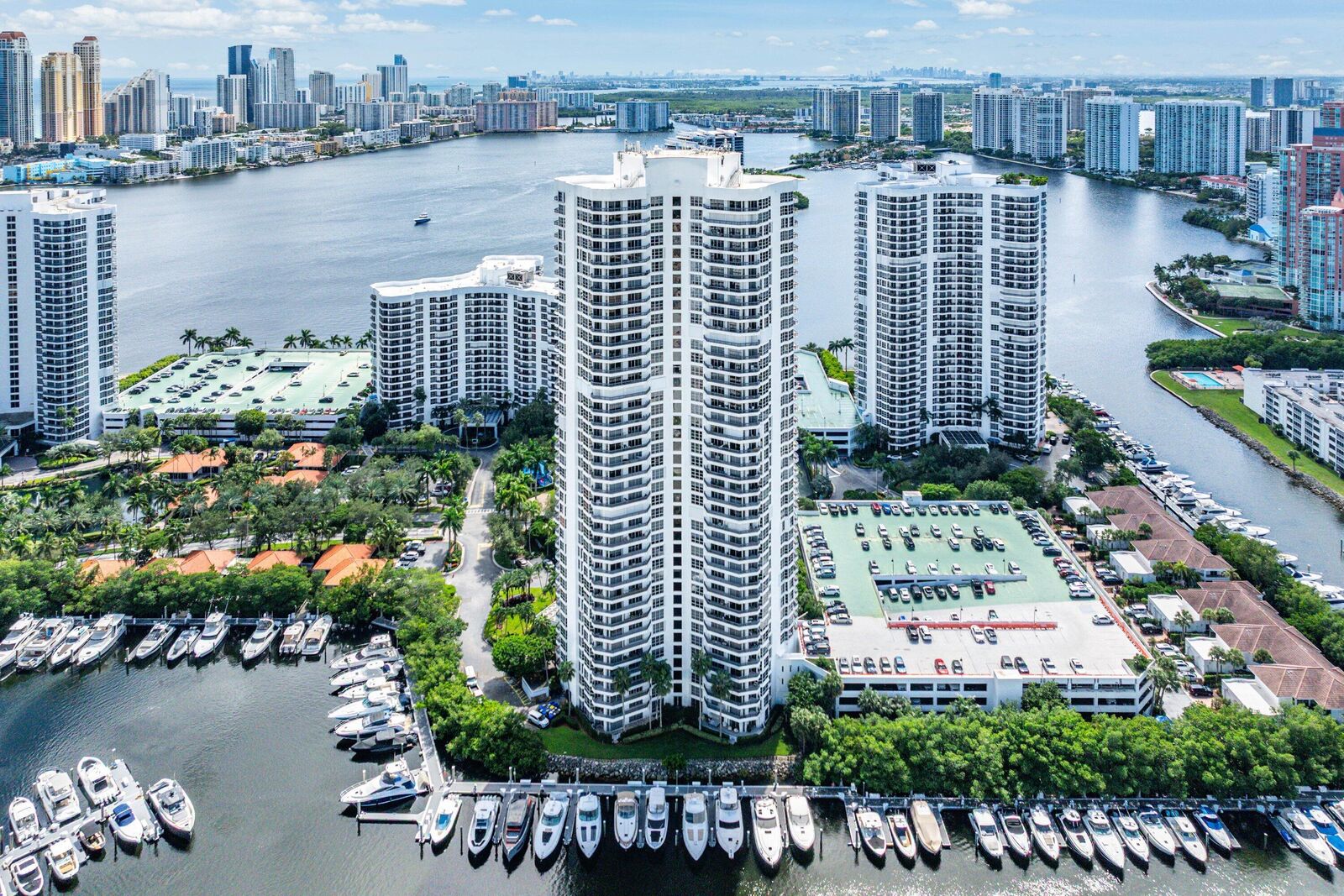 Property Photo: 3500 Mystic Pointe Drive Ph4 FL 33180