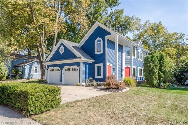 Property Photo: 685 Deer Street MI 48170