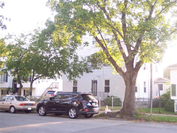 Property Photo: 427 High Street 3 RI 02809