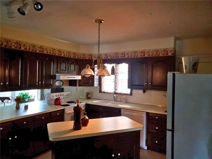 Property Photo:  529 Park Avenue  RI 02895 