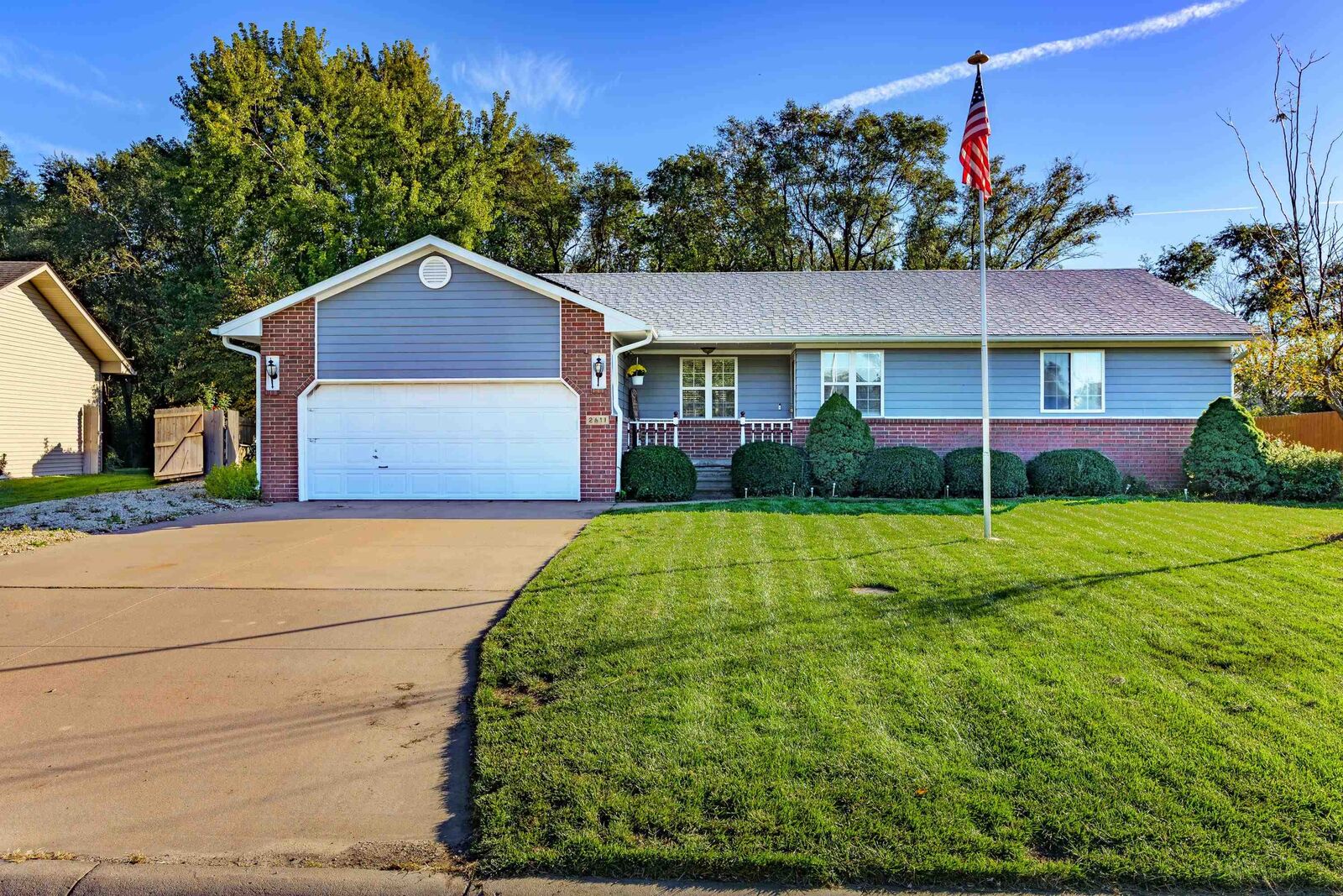 Property Photo: 2611 Goldenrod Rd KS 67117-8038