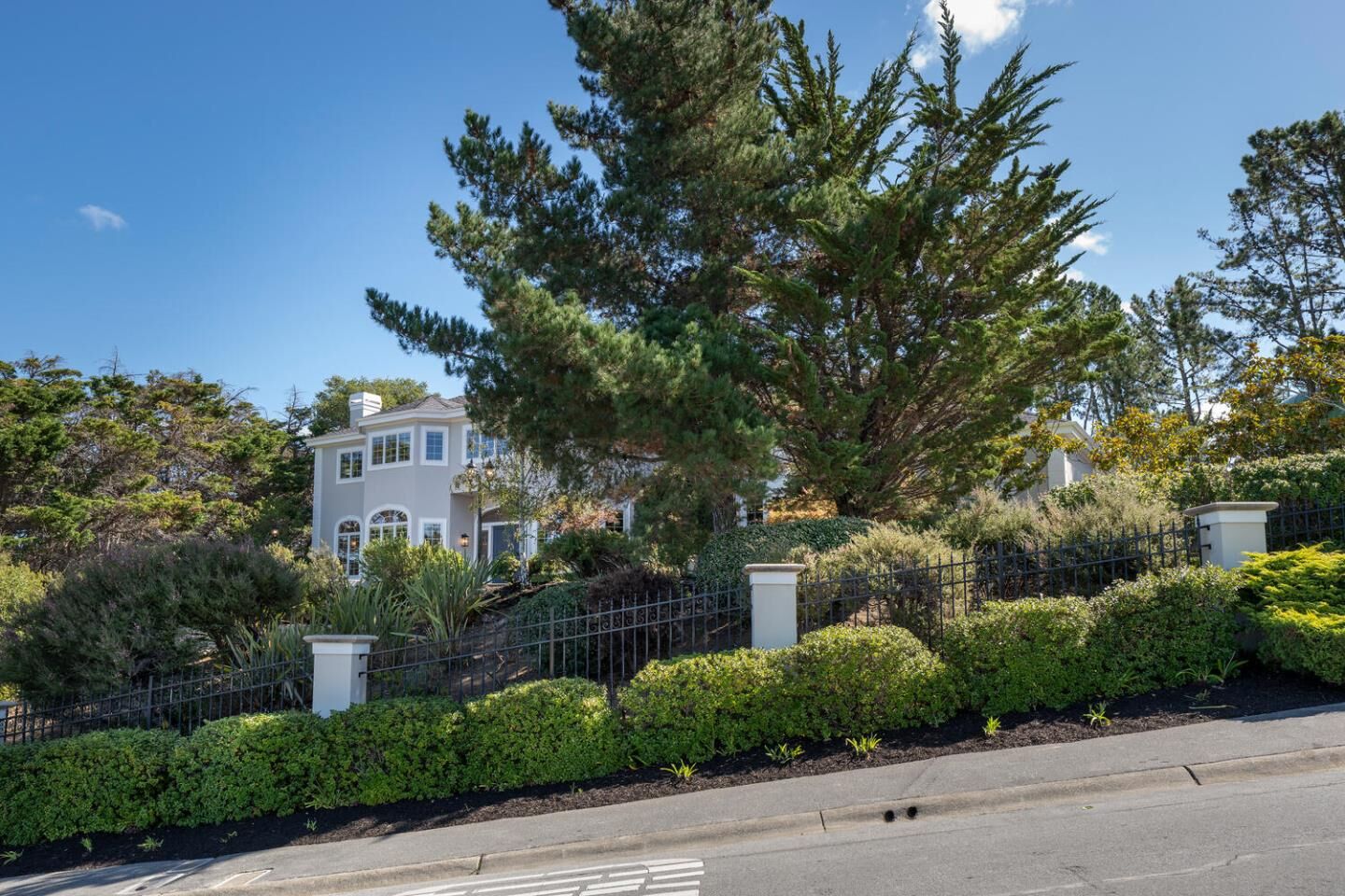 Property Photo:  1111 Tournament Drive  CA 94010 