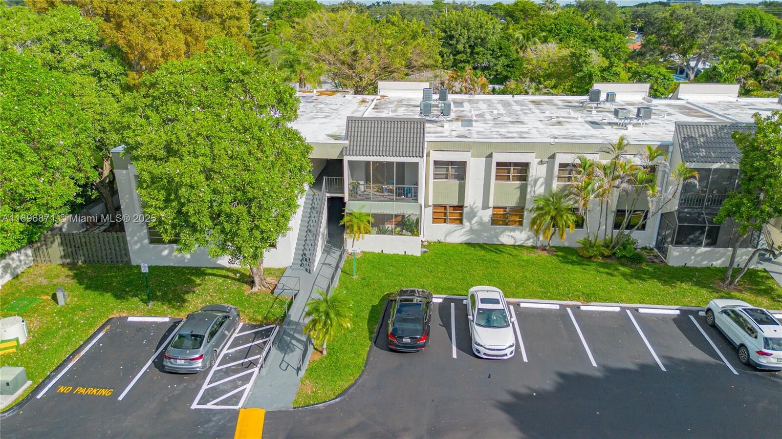 Property Photo:  7955 SW 104th St 203D  FL 33156 