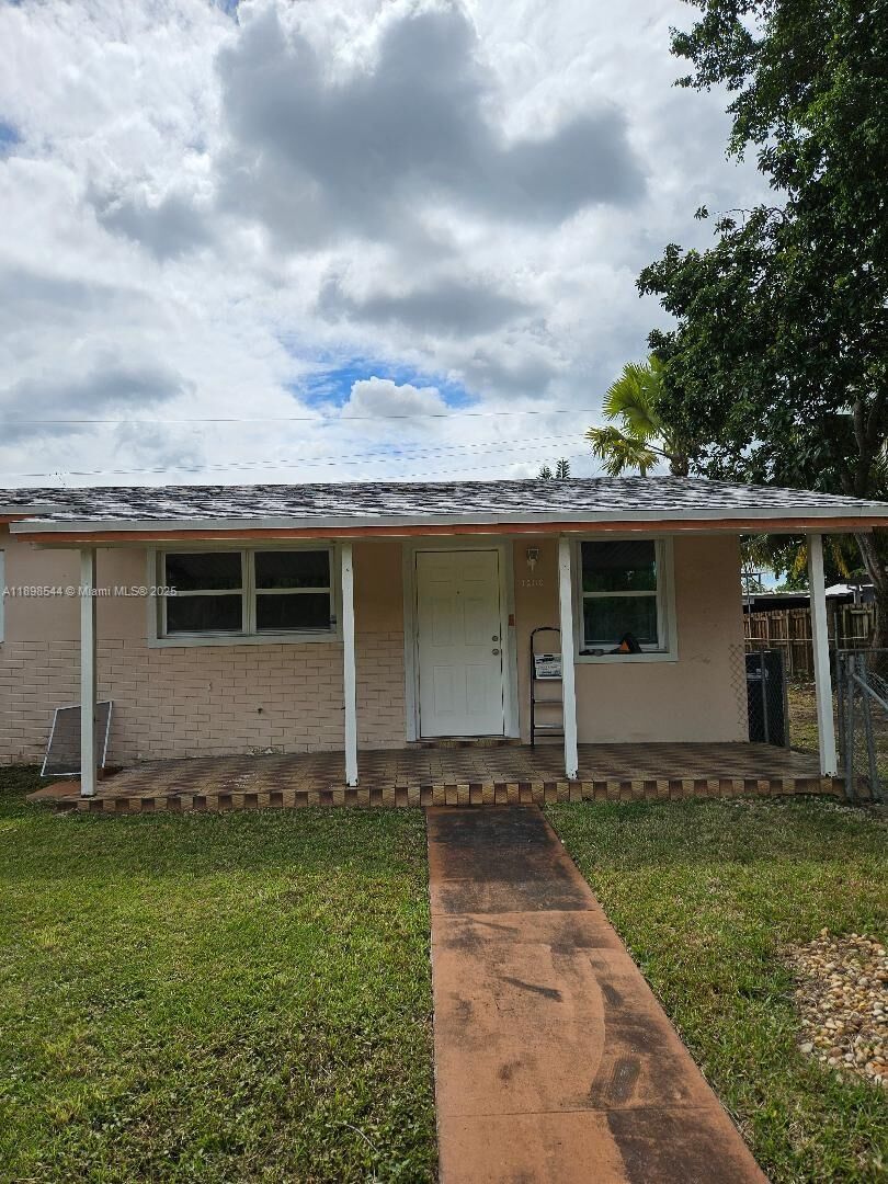 Property Photo: 12110 SW 168th St FL 33177