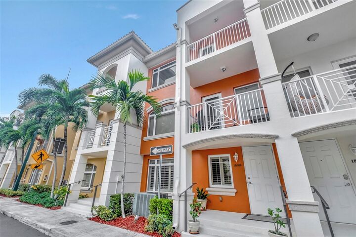 18409 NE 27th Ct 156  Aventura FL 33160 photo