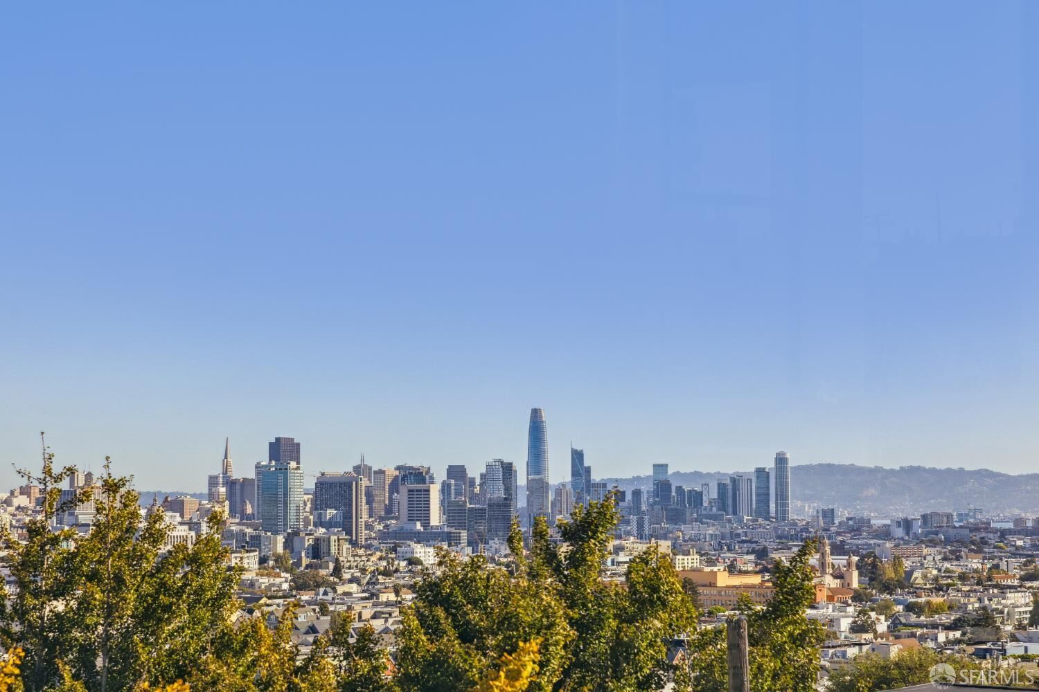 Property Photo: 282 Eureka Street CA 94114