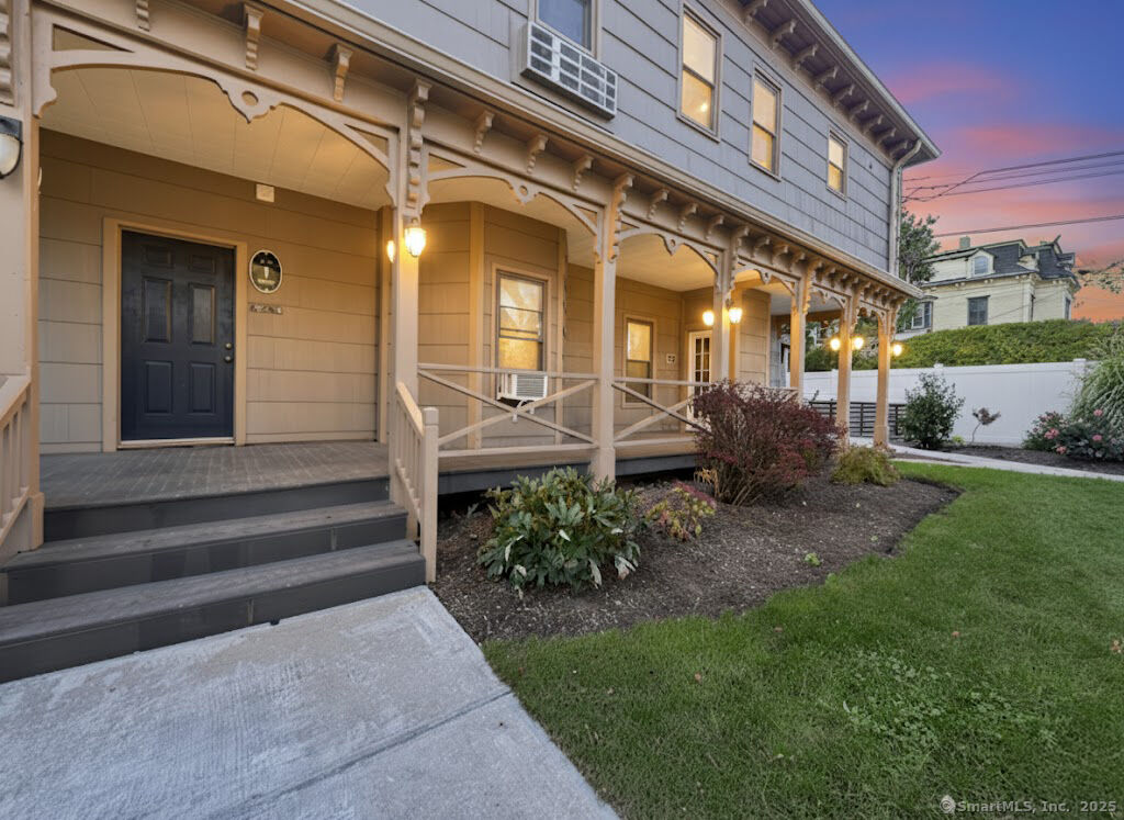 Property Photo: 1 Arch Street 6 CT 06850