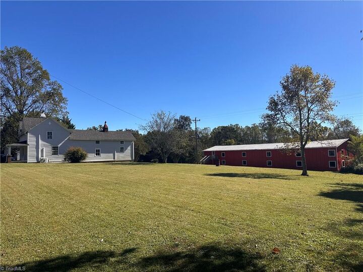 Property Photo: 2417 Thurmond Road NC 28683