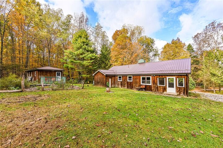 Property Photo: 730 Dipaola Ln PA 15622