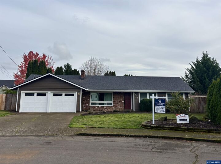 Property Photo:  4554 19th Pl NE  OR 97303 