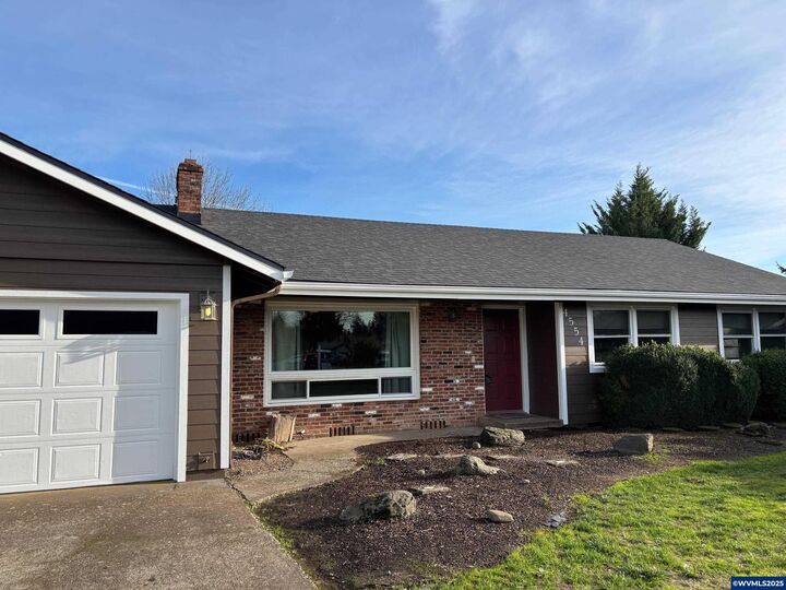 Property Photo:  4554 19th Pl NE  OR 97303 