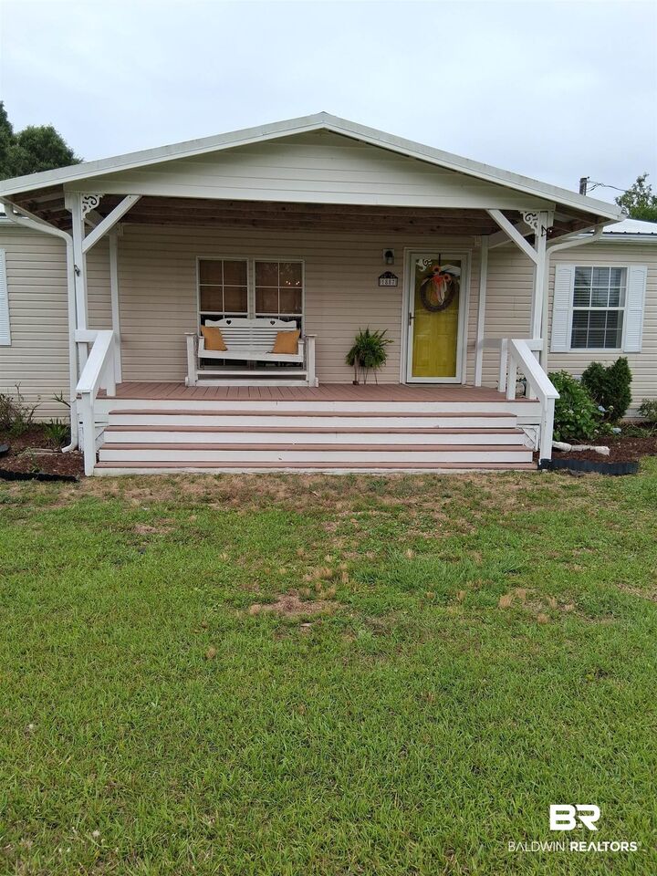 Property Photo: 1887 Suavez Drive AL 36549