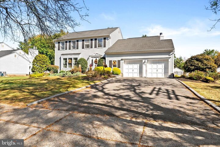 21 Village Drive W  Hamilton NJ 08620 photo