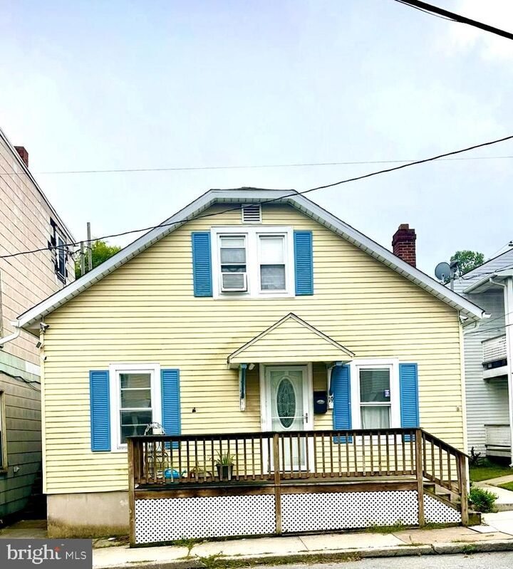 Property Photo:  19 Fulton Street  PA 17331