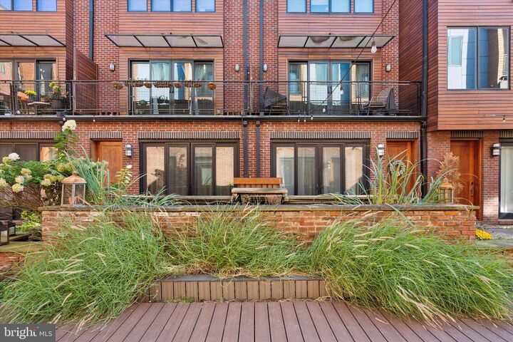 Property Photo: 1247 E Columbia Avenue 3 PA 19125
