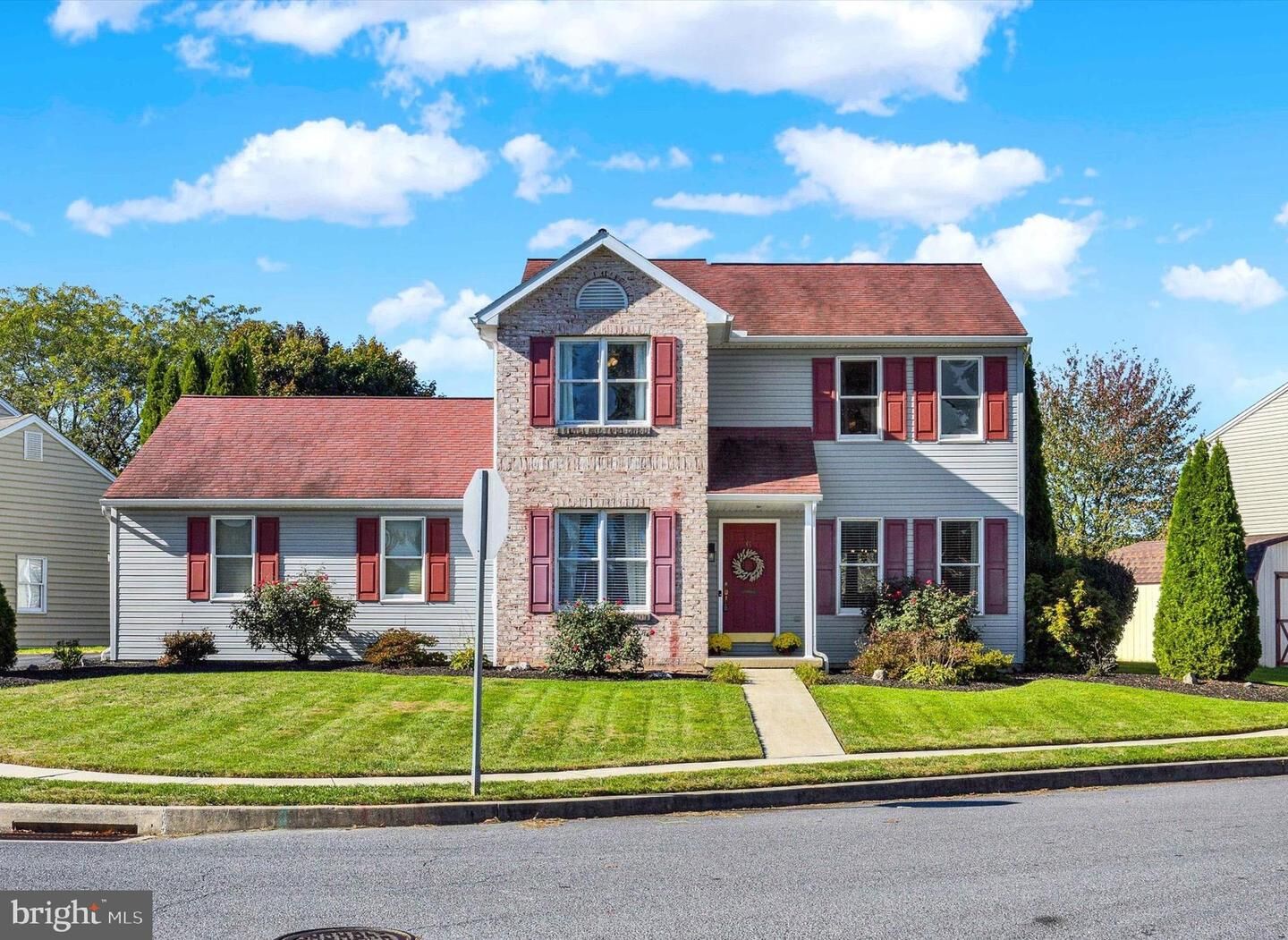 Property Photo: 6 Matthew Court PA 17015