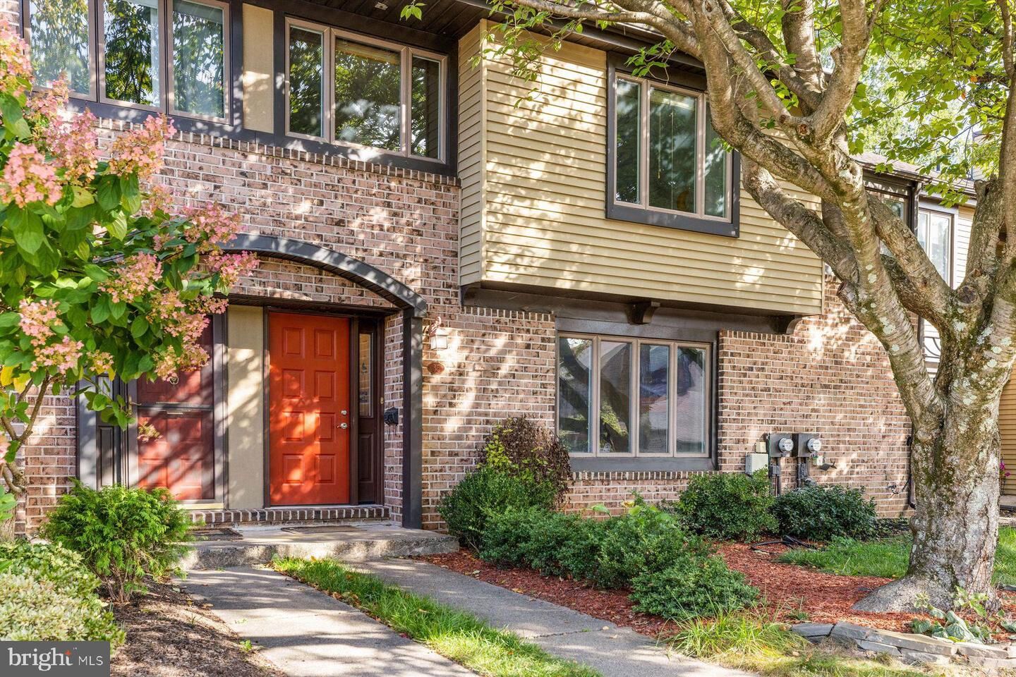 Property Photo:  35 Essex Place  PA 18940 