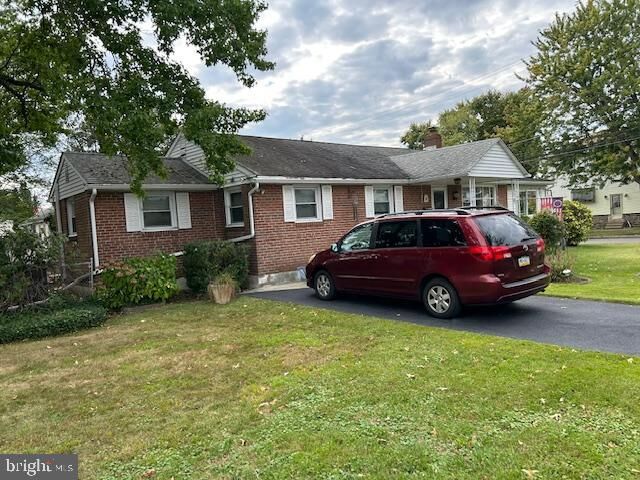 121 Swarthmore Avenue  Folsom PA 19033 photo