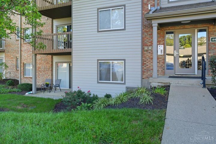 Property Photo: 8900 Eagleview Drive OH 45069