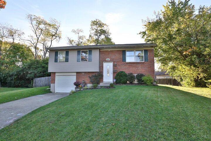 3205 Redfern Court  Colerain Twp OH 45251 photo