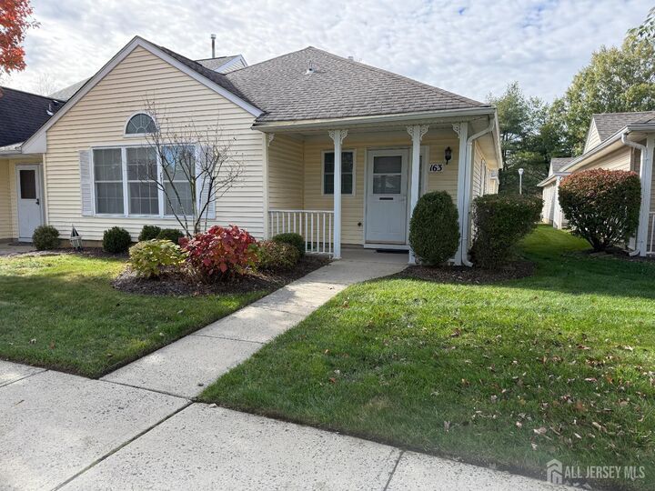 163 Goldfinch Drive  Monroe NJ 08831 photo