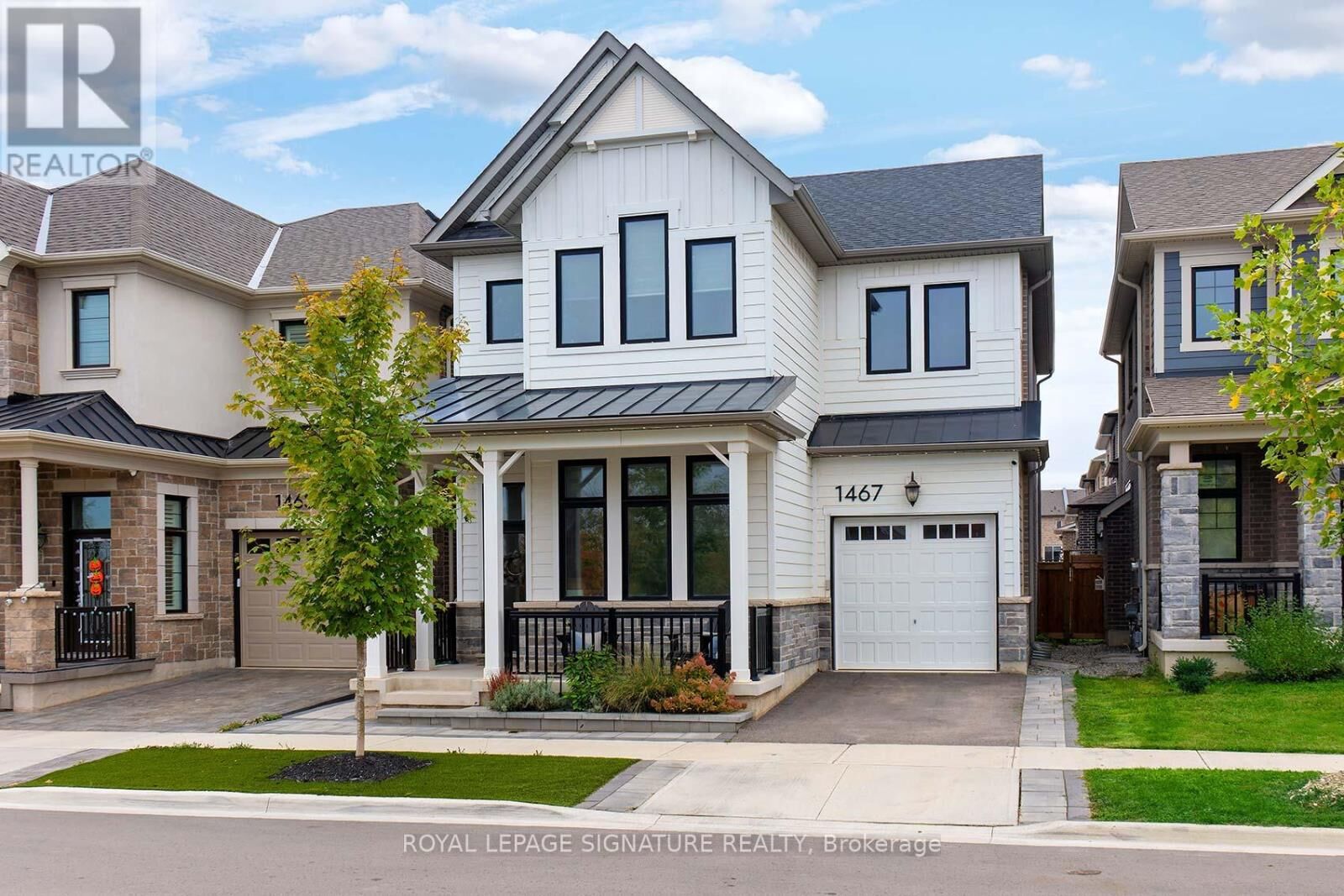 Property Photo:  1467 Lakeport Crescent  ON L6H 3S1