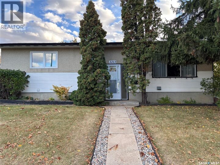 3213 33rd Street W  Saskatoon SK S7L 4R1 photo