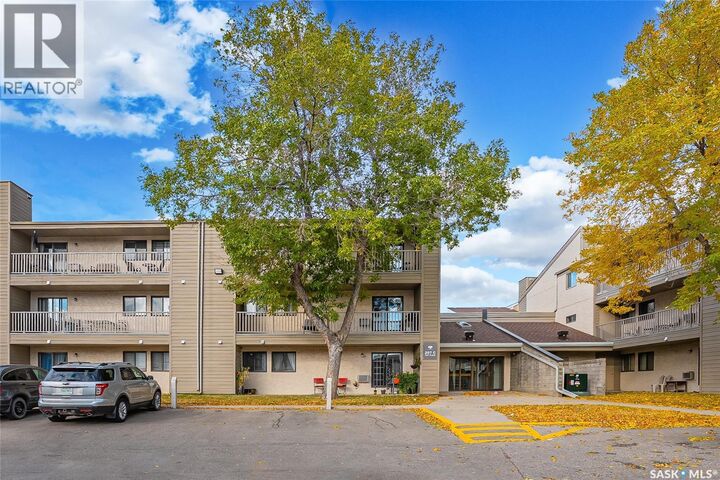 313 207C Tait Place  Saskatoon SK S7H 5L8 photo