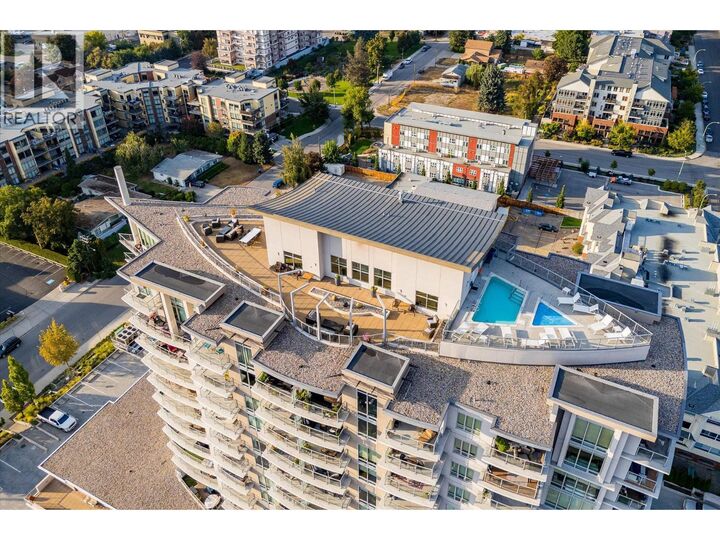 Property Photo: 2040 Springfield Road 401 BC V1Y 9N7