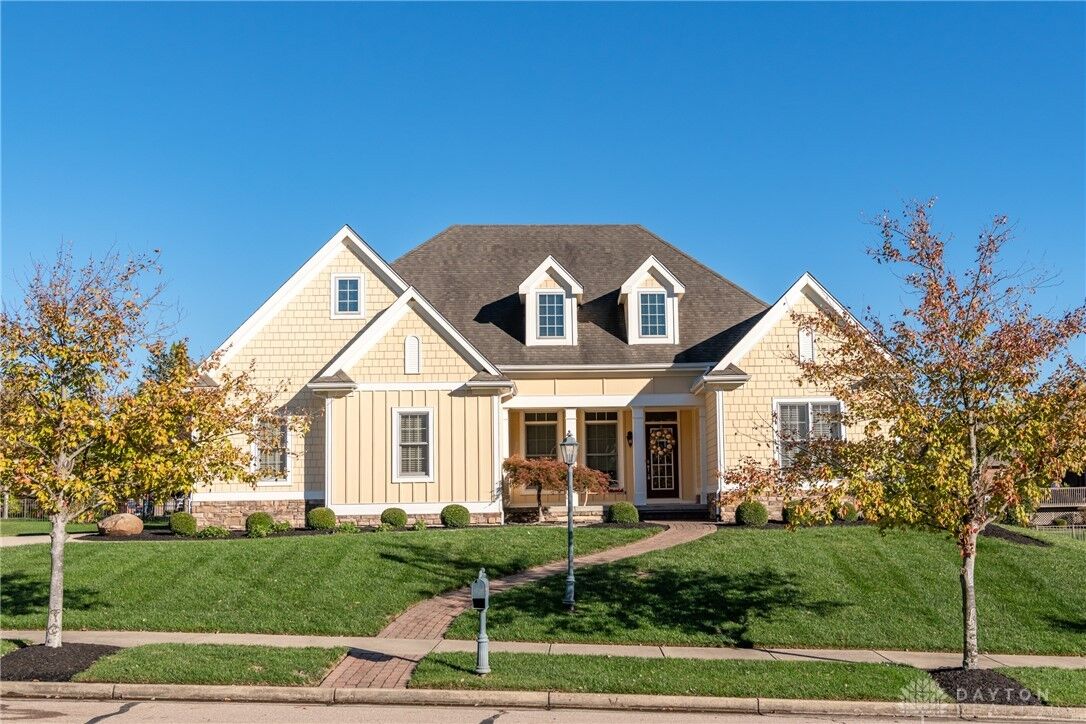 Property Photo: 1247 Homestead Drive OH 45385