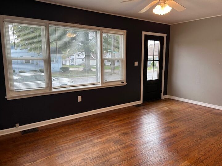 Property Photo: 3027 Melrose Avenue PA 16508