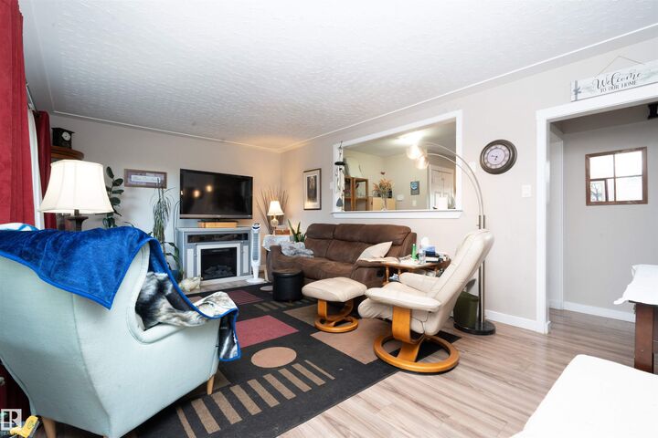 Property Photo: 10324 136 Avenue NW AB T5E 1W1