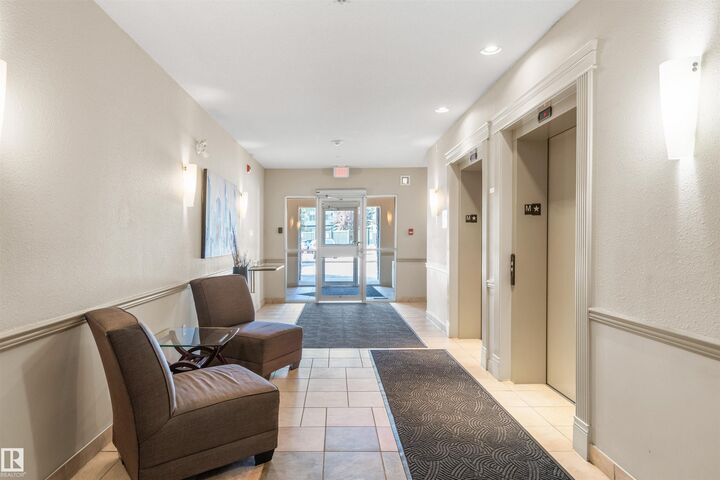 Property Photo:  2035 Grantham Crest NW 120  AB T5T 3X4 