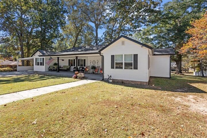 Property Photo:  262 Bowdon Street  GA 30176 