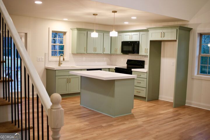 Property Photo: 880 Old Airport Road GA 30530