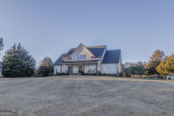 Property Photo:  8 Trimble Way SE  GA 30161 