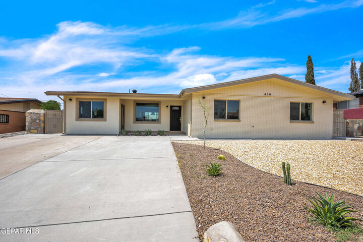 Property Photo: 420 De Leon Drive TX 79912