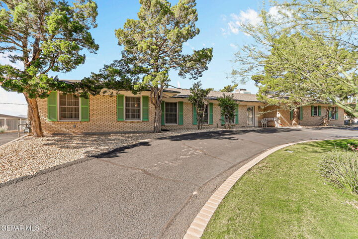 Property Photo: 4007 Flamingo Drive TX 79902