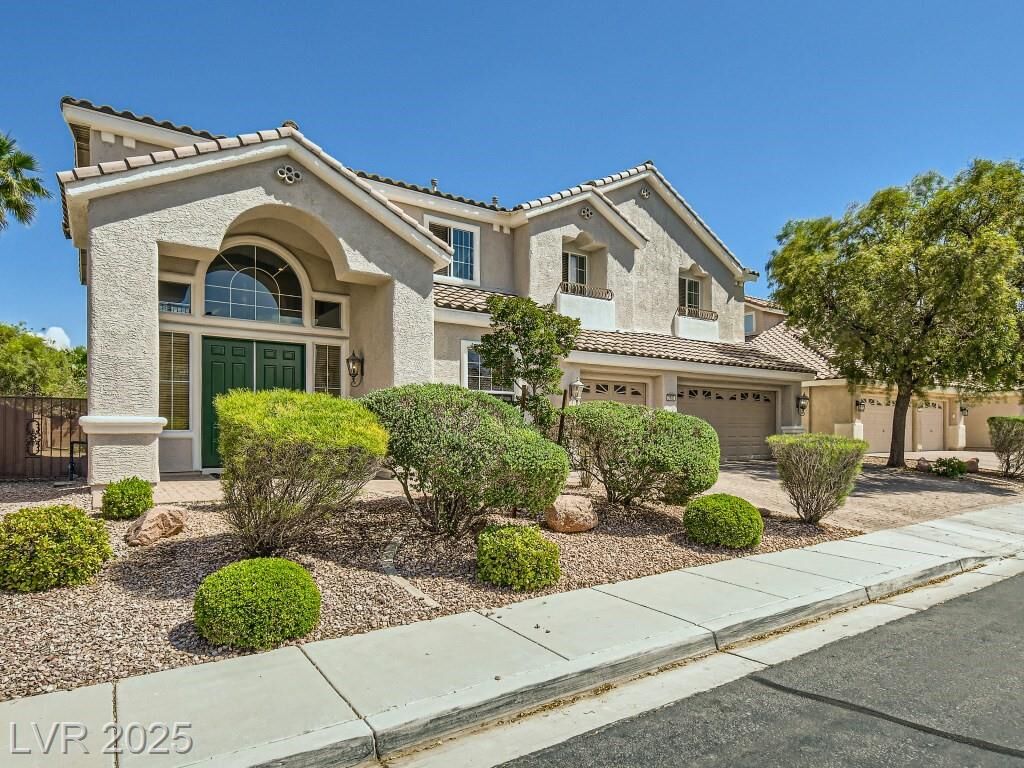 Property Photo: 3709 White Lion Lane NV 89084