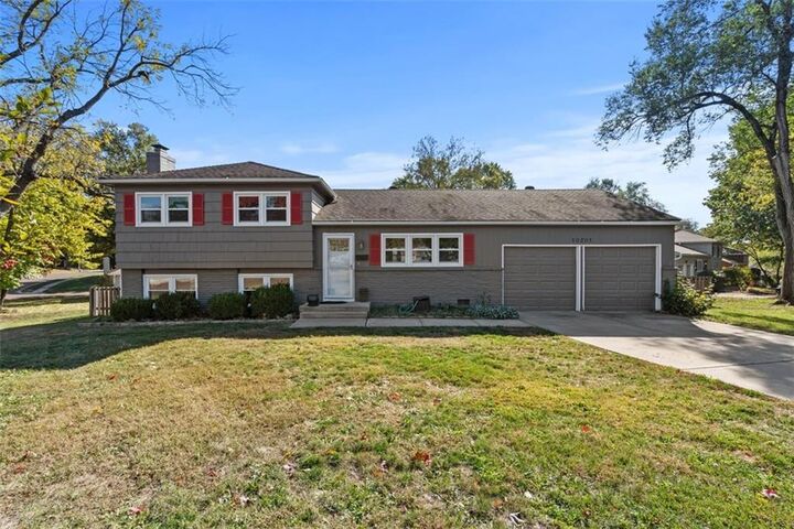 Property Photo:  10201 Dearborn Drive  KS 66207