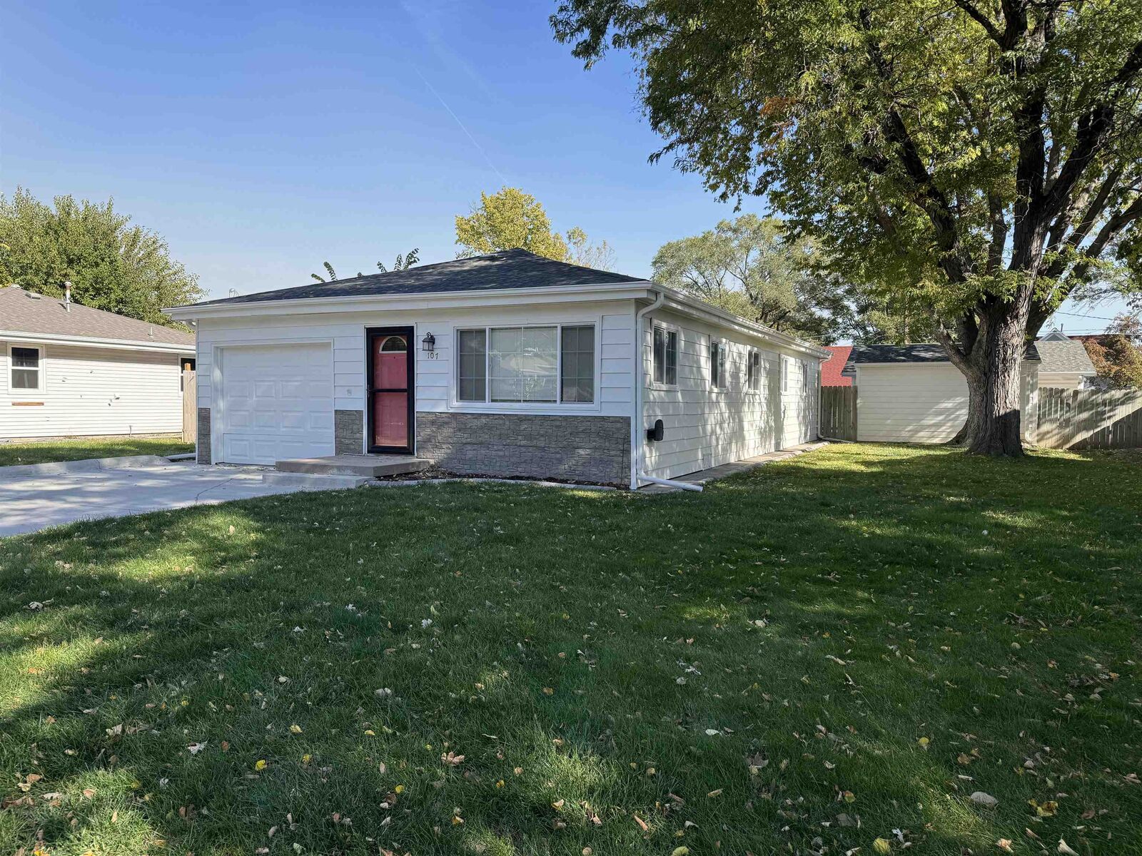 Property Photo:  107 N McCabe  NE 69101 