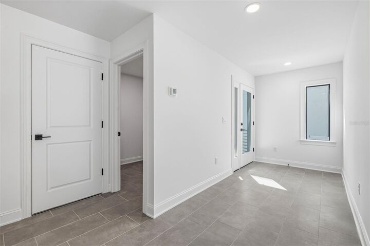 Property Photo:  4509 W North A Street 2  FL 33609 