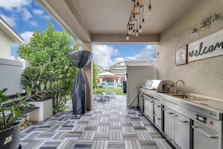 Property Photo:  11959 Globe Street  FL 32832 