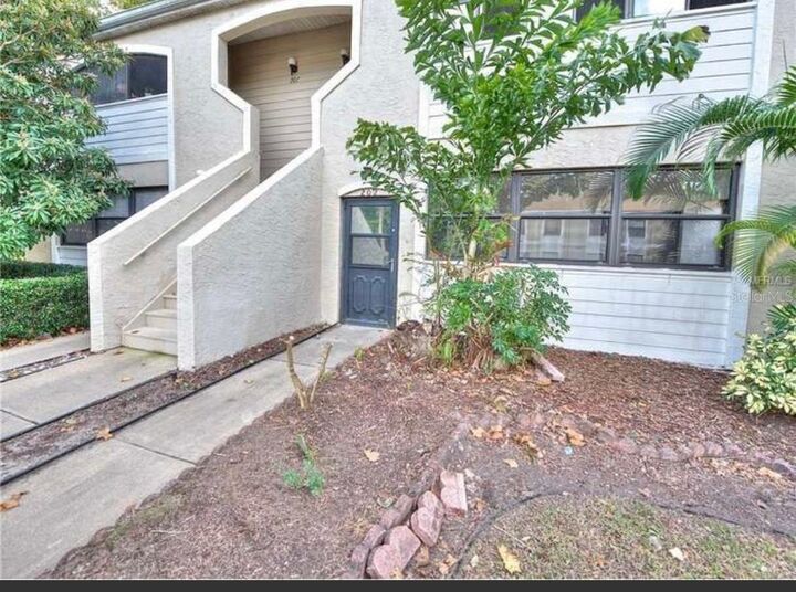 Property Photo: 3124 S Semoran Boulevard 202 FL 32822