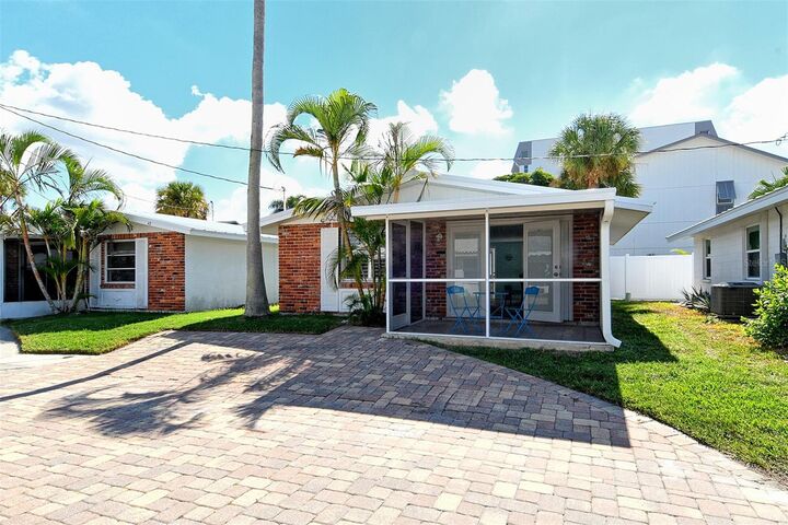 6020 Midnight Pass Road 42  Sarasota FL 34242 photo