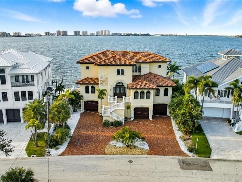 Property Photo:  42 N Pine Circle  FL 33756 