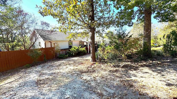 Property Photo:  311 Cr 804  AR 72537