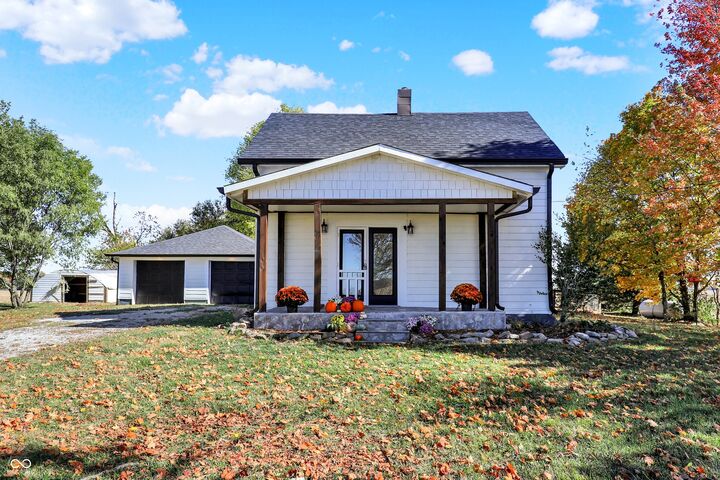 17364 Prairie Baptist Road  Noblesville IN 46060 photo